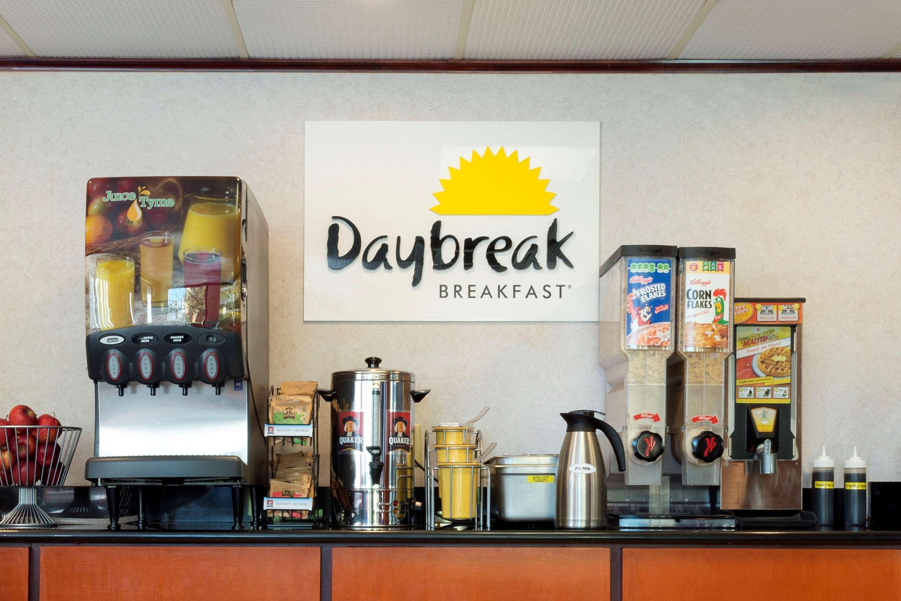 Days Inn By Wyndham Tonawanda/Buffalo Экстерьер фото