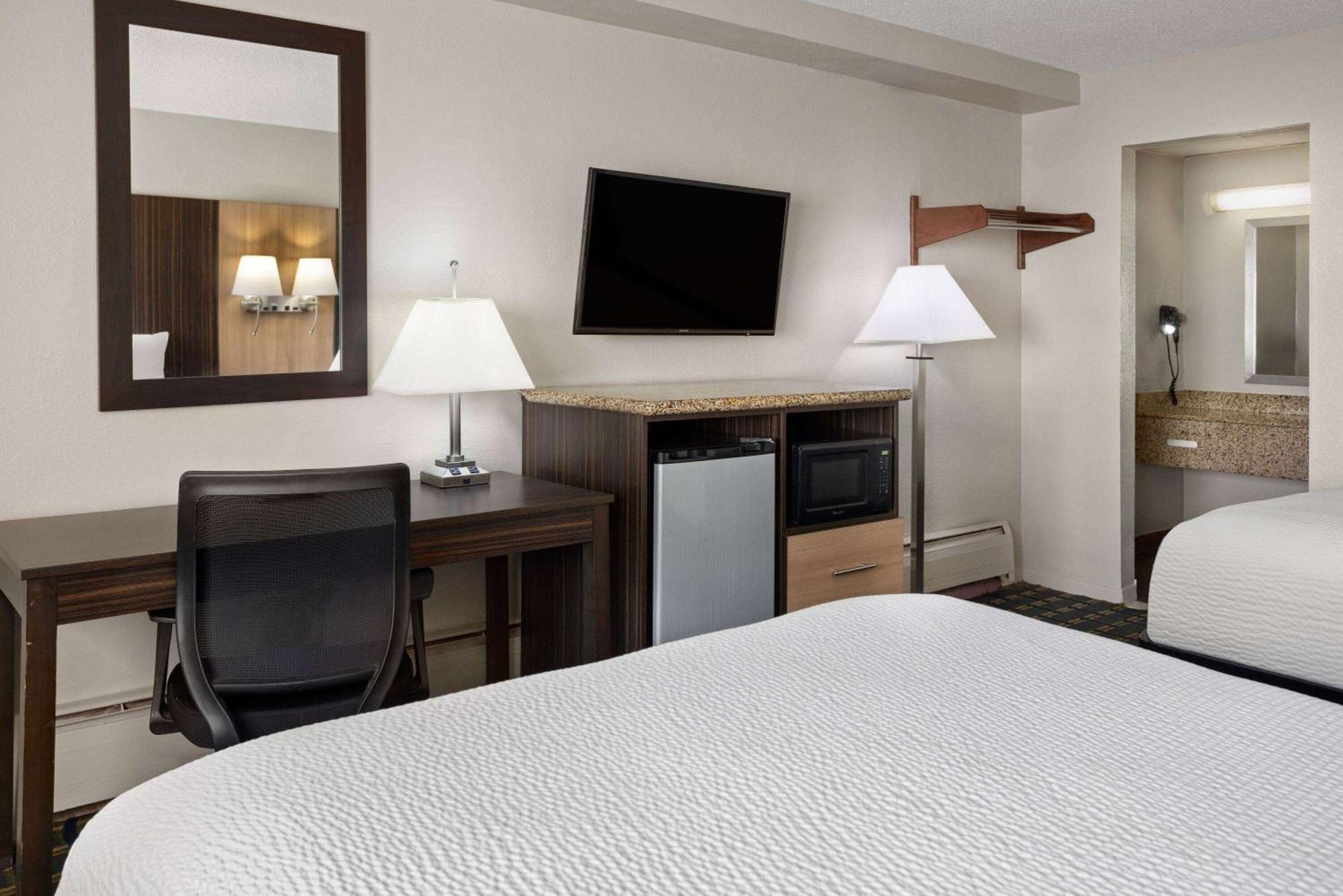 Days Inn By Wyndham Tonawanda/Buffalo Экстерьер фото