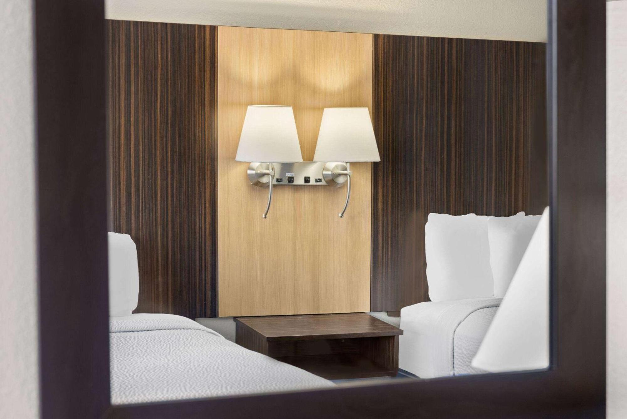 Days Inn By Wyndham Tonawanda/Buffalo Экстерьер фото