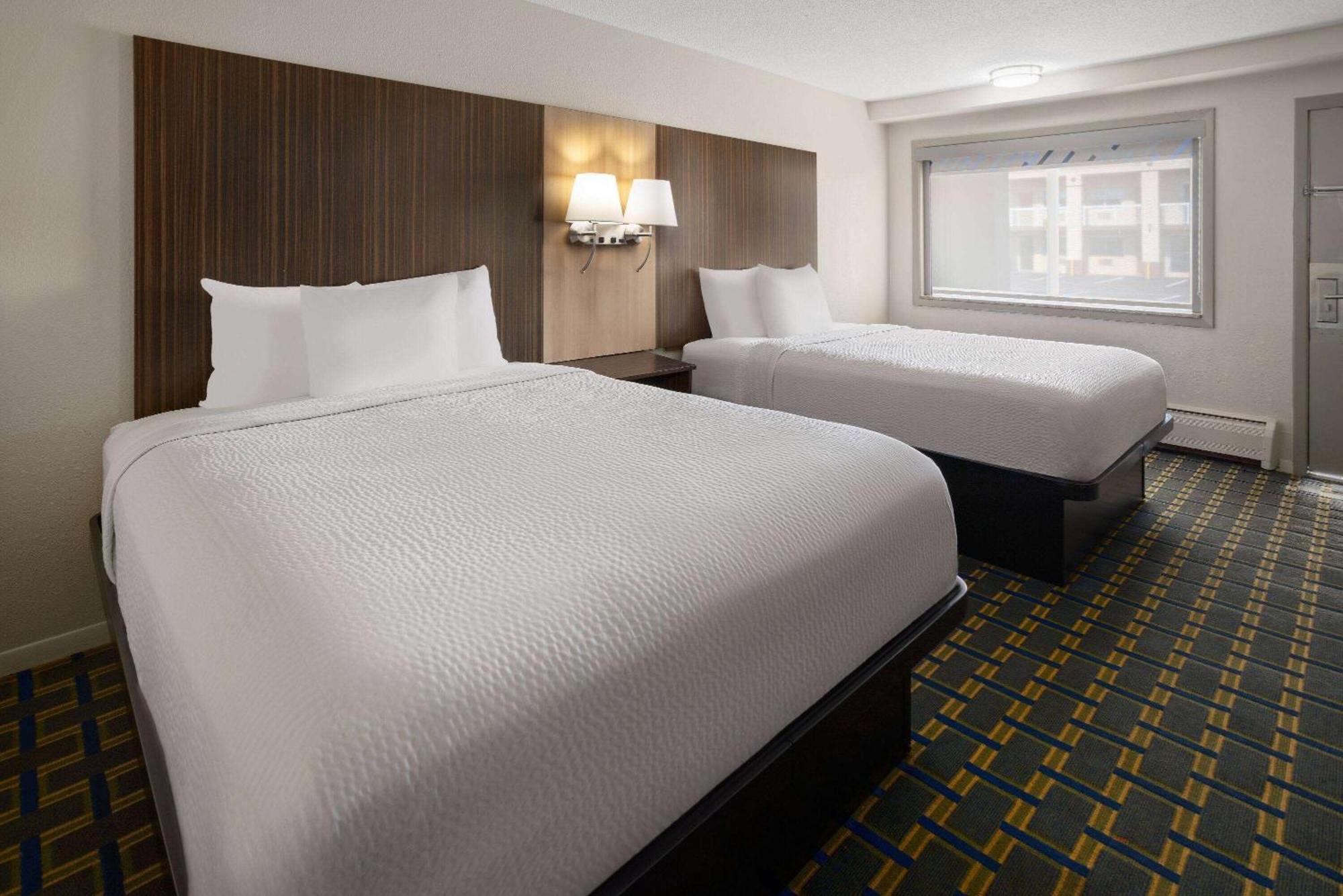 Days Inn By Wyndham Tonawanda/Buffalo Экстерьер фото