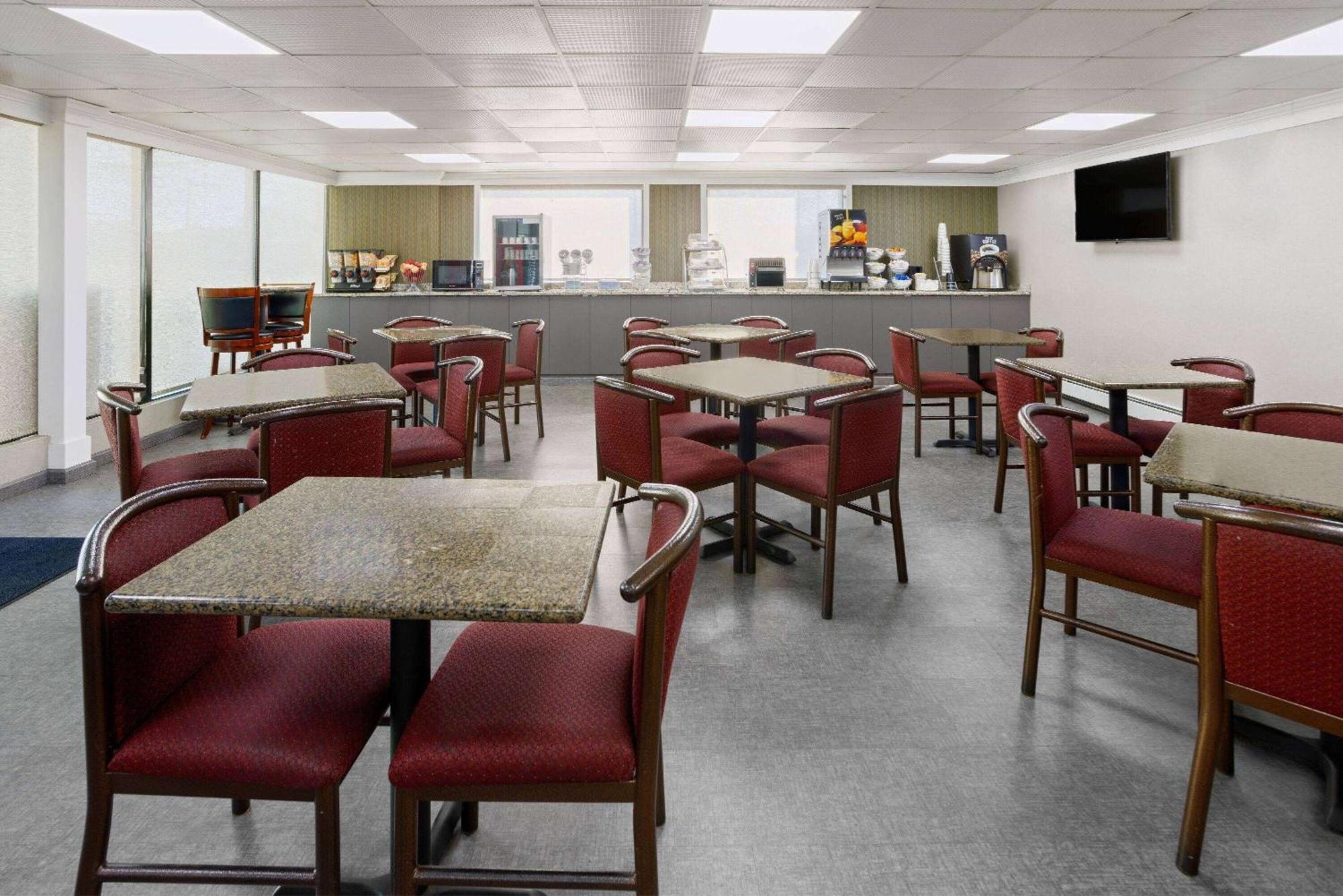 Days Inn By Wyndham Tonawanda/Buffalo Экстерьер фото